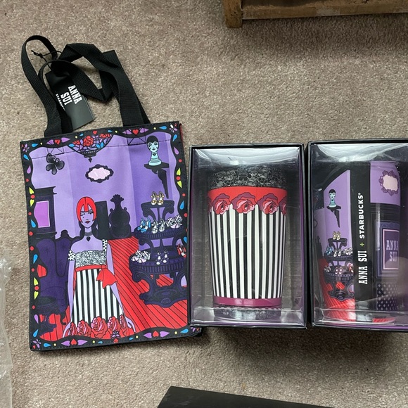 STARBUCKS NIB ANNA SUI 2016 TRAVEL MUG ROSE STRIPES & BOUTIQUE and TOTE BAG SET - Picture 6 of 9